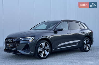 Позашляховик / Кросовер Audi e-tron 2021 в Мукачевому