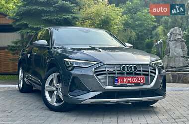 Внедорожник / Кроссовер Audi e-tron 2021 в 