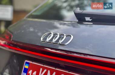 Внедорожник / Кроссовер Audi e-tron 2021 в 
