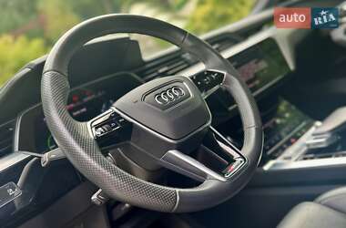 Внедорожник / Кроссовер Audi e-tron 2021 в 