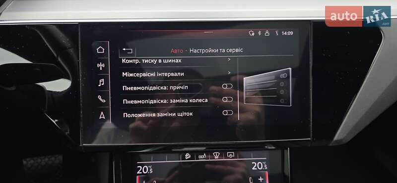Позашляховик / Кросовер Audi e-tron 2020 в Тернополі