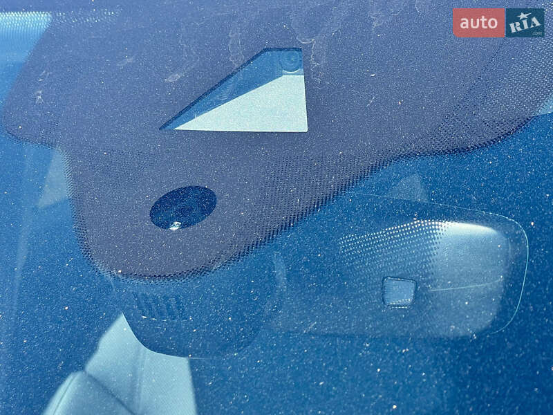 Позашляховик / Кросовер Audi e-tron 2022 в Луцьку