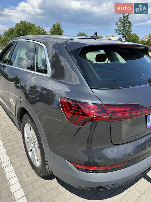 Внедорожник / Кроссовер Audi e-tron 2021 в Коломые