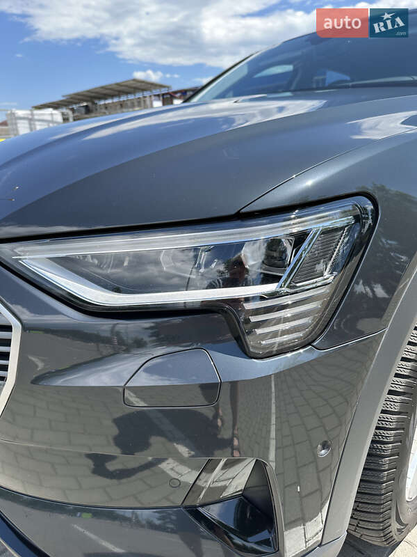 Внедорожник / Кроссовер Audi e-tron 2021 в Коломые