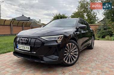 Внедорожник / Кроссовер Audi e-tron 2022 в Умани