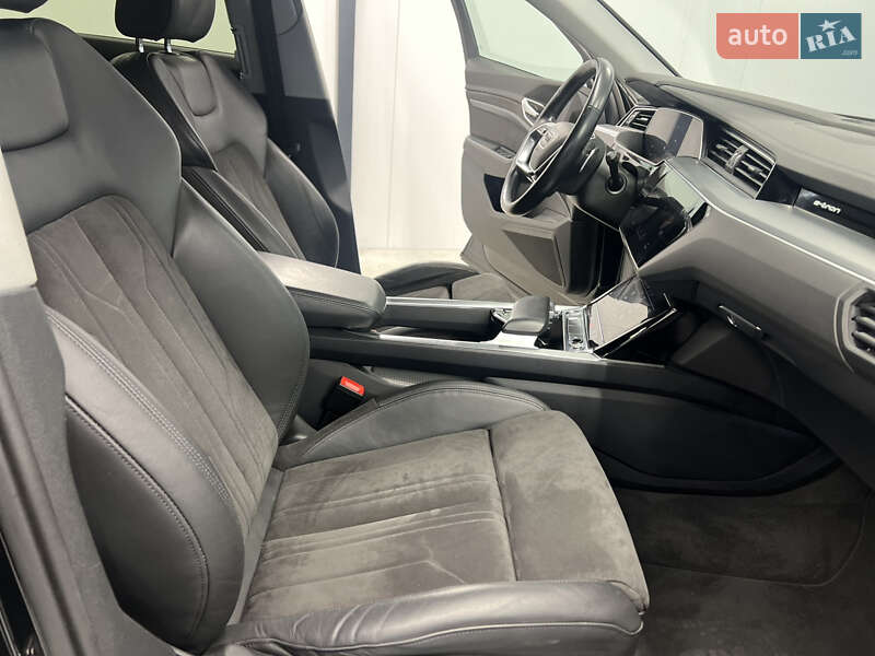 Позашляховик / Кросовер Audi e-tron 2020 в Львові