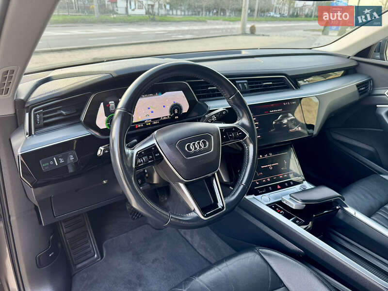Внедорожник / Кроссовер Audi e-tron 2020 в Ивано-Франковске