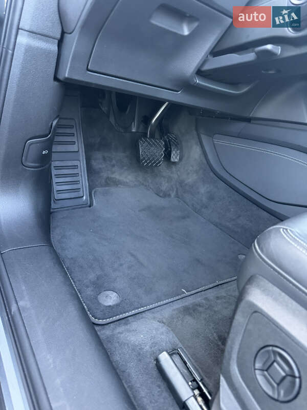 Внедорожник / Кроссовер Audi e-tron 2020 в Киеве фото 17 Внедорожник / Кроссовер Audi e-tron 2020 в Киеве