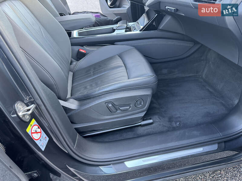 Внедорожник / Кроссовер Audi e-tron 2020 в Киеве фото 21 Внедорожник / Кроссовер Audi e-tron 2020 в Киеве