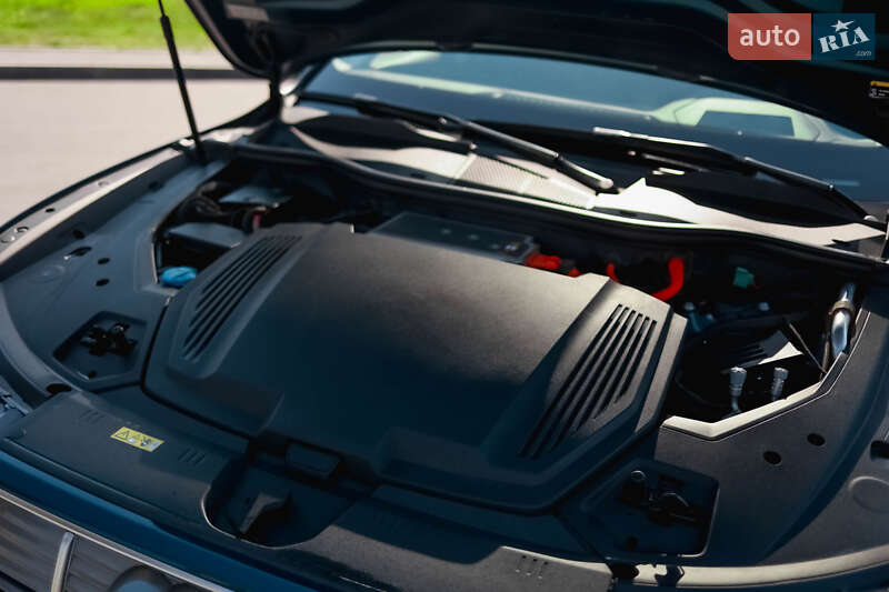 Позашляховик / Кросовер Audi e-tron 2019 в Вінниці