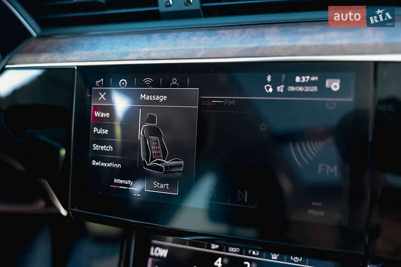 Позашляховик / Кросовер Audi e-tron 2019 в Вінниці