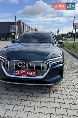 Внедорожник / Кроссовер Audi e-tron 2019 в 