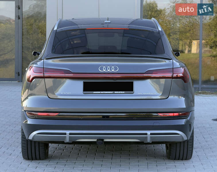 Позашляховик / Кросовер Audi e-tron 2020 в Чернівцях