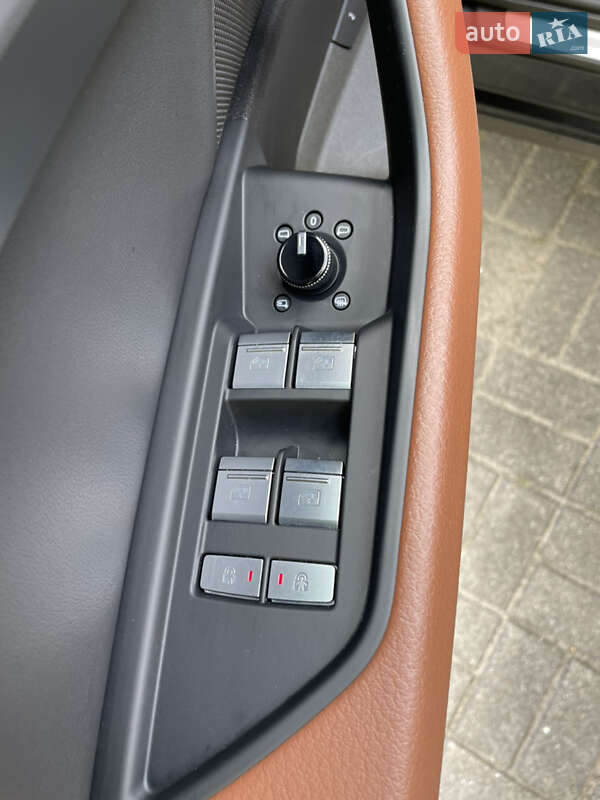 Позашляховик / Кросовер Audi e-tron 2023 в Львові