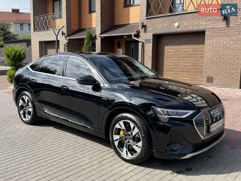 Внедорожник / Кроссовер Audi e-tron 2021 в Хмельницком