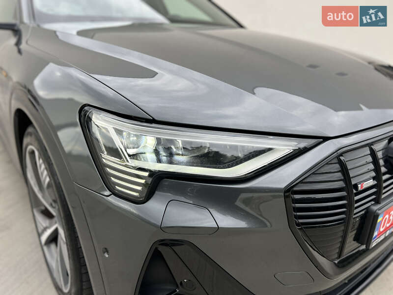 Позашляховик / Кросовер Audi e-tron 2021 в Луцьку