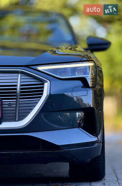 Внедорожник / Кроссовер Audi e-tron 2019 в 