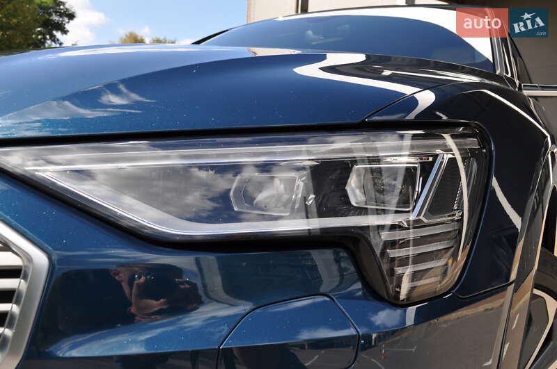 Внедорожник / Кроссовер Audi e-tron 2019 в Киеве