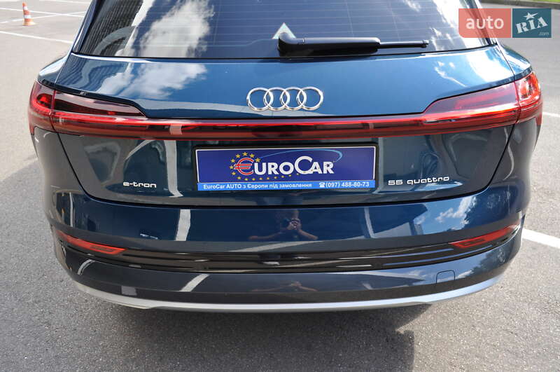 Внедорожник / Кроссовер Audi e-tron 2019 в Киеве