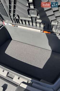 Внедорожник / Кроссовер Audi e-tron 2021 в 