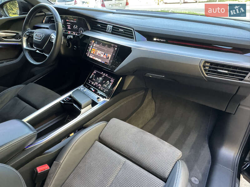 Позашляховик / Кросовер Audi e-tron 2020 в Дрогобичі