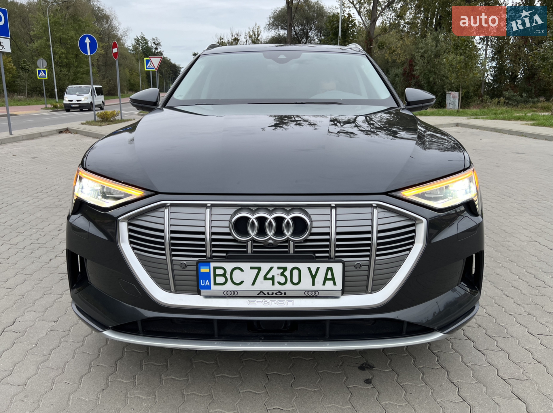 2019 Audi e-tron - мініатюра 6
