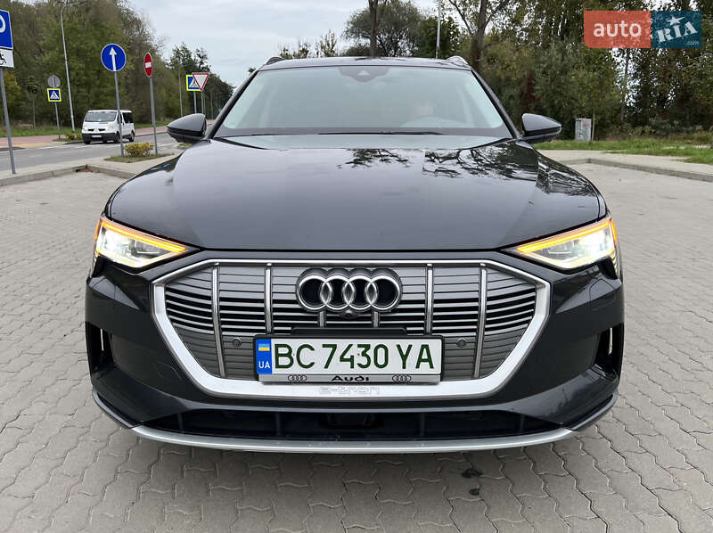 Внедорожник / Кроссовер Audi e-tron 2019 в Львове