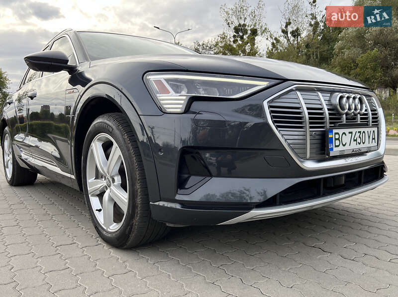 Внедорожник / Кроссовер Audi e-tron 2019 в Львове