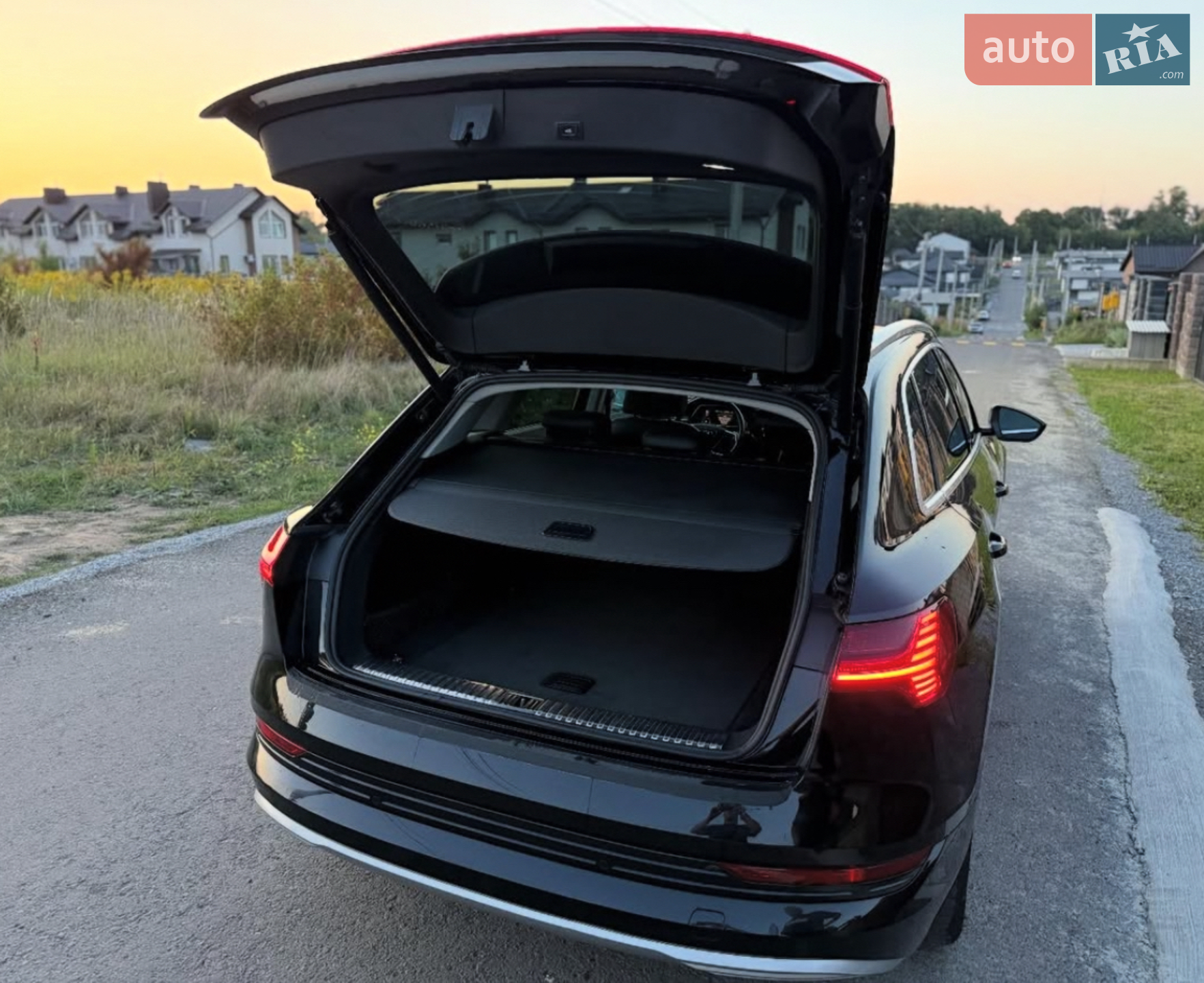 2019 Audi e-tron - мініатюра 15