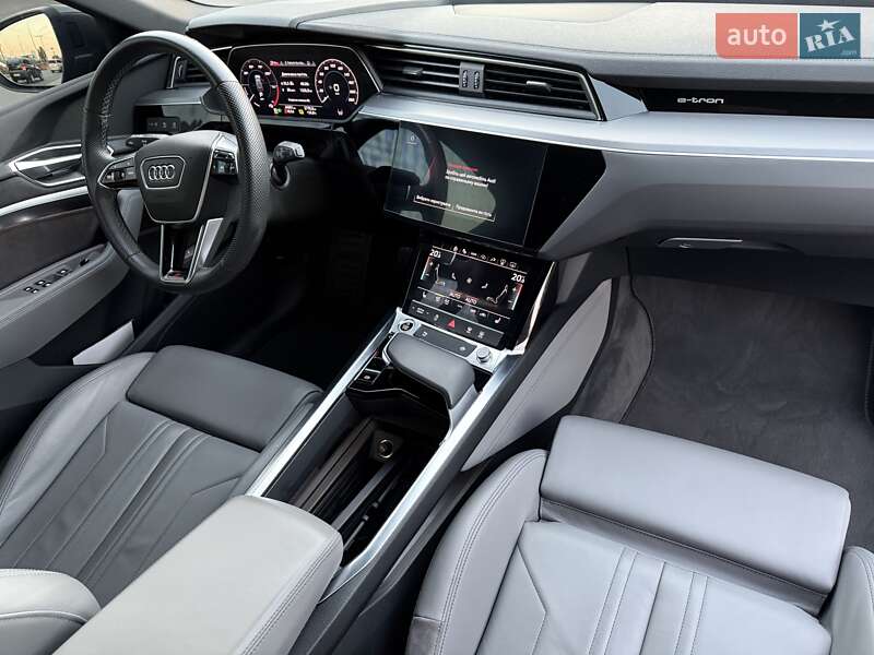 Внедорожник / Кроссовер Audi e-tron 2021 в Киеве