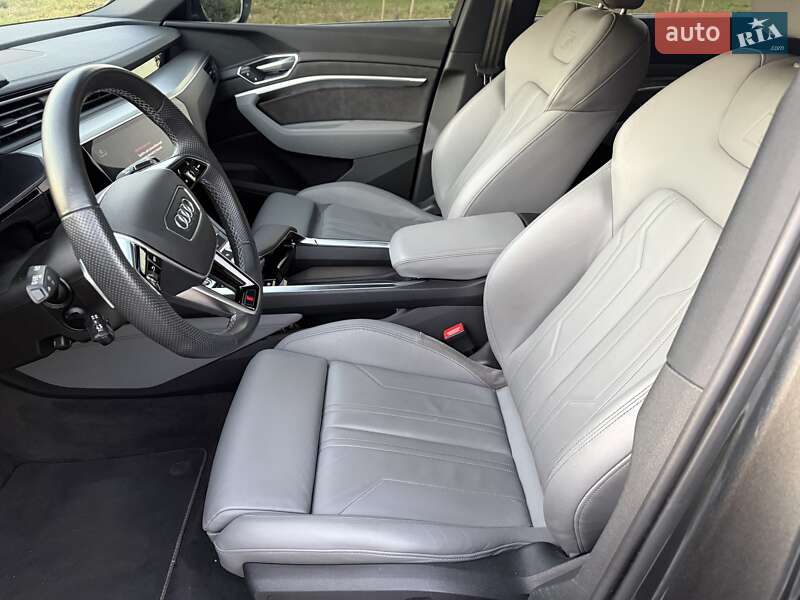 Внедорожник / Кроссовер Audi e-tron 2021 в Киеве