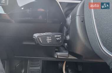 Позашляховик / Кросовер Audi e-tron 2020 в 