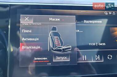 Позашляховик / Кросовер Audi e-tron 2019 в 