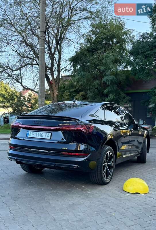 Внедорожник / Кроссовер Audi e-tron 2020 в Днепре