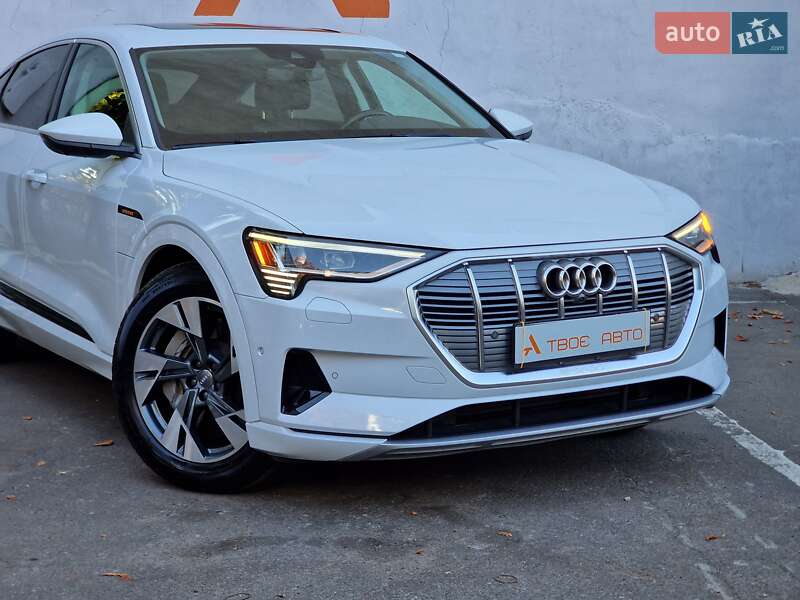 Позашляховик / Кросовер Audi e-tron 2020 в Одесі
