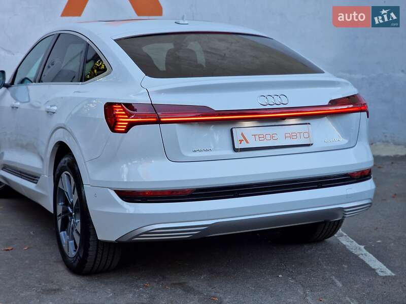 Позашляховик / Кросовер Audi e-tron 2020 в Одесі