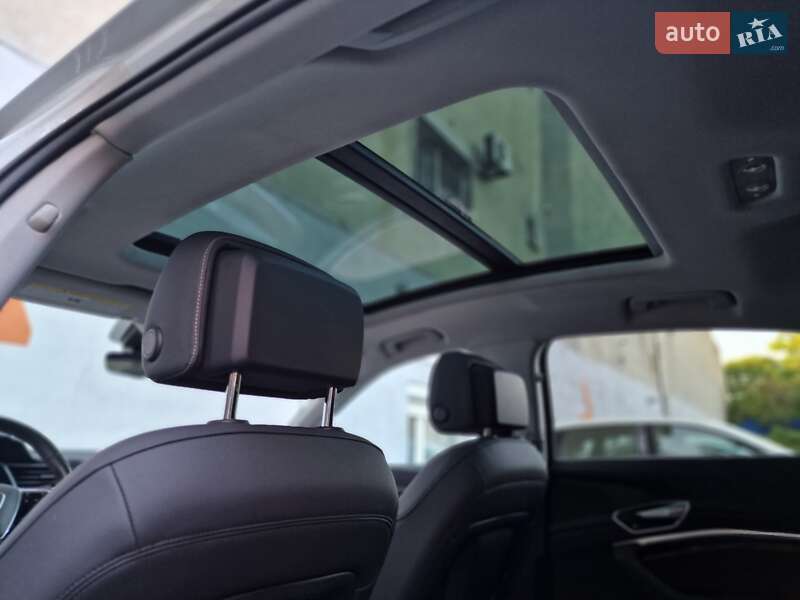 Позашляховик / Кросовер Audi e-tron 2020 в Одесі