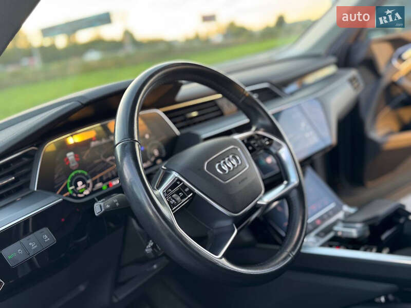 Внедорожник / Кроссовер Audi e-tron 2020 в Львове