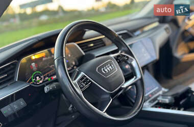 Позашляховик / Кросовер Audi e-tron 2020 в 