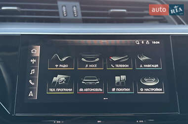 Позашляховик / Кросовер Audi e-tron 2020 в 
