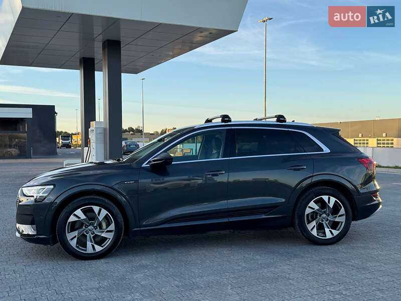 Внедорожник / Кроссовер Audi e-tron 2020 в Львове