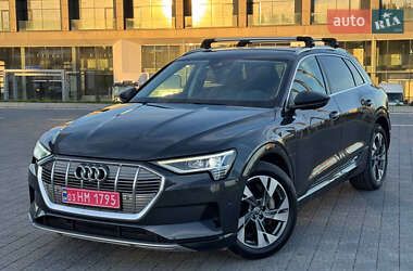 Позашляховик / Кросовер Audi e-tron 2020 в 