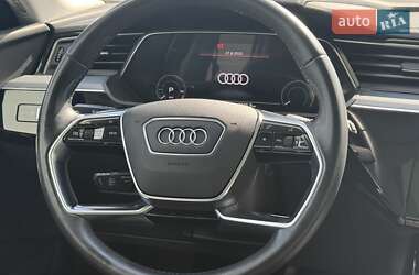 Внедорожник / Кроссовер Audi e-tron 2021 в 