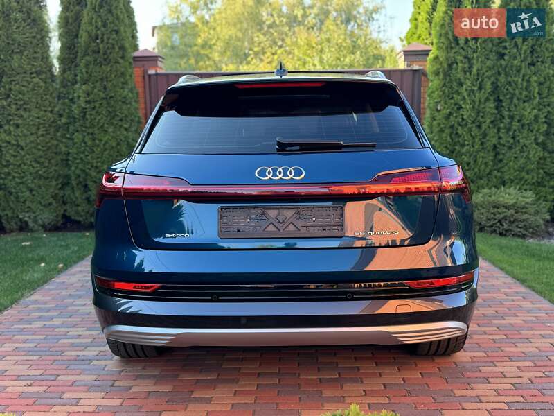 Позашляховик / Кросовер Audi e-tron 2020 в Києві