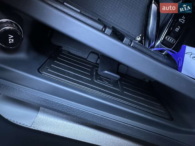 Позашляховик / Кросовер Audi e-tron 2020 в Києві