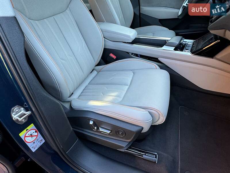 Позашляховик / Кросовер Audi e-tron 2020 в Києві