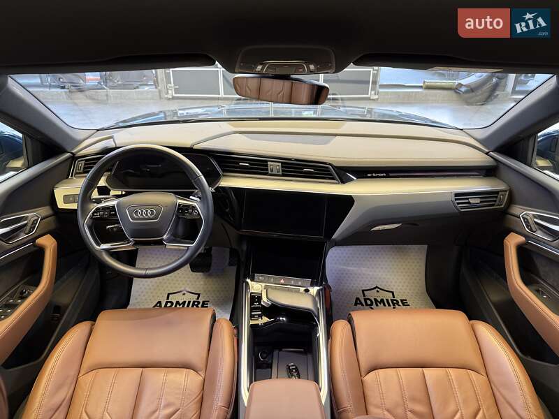 Позашляховик / Кросовер Audi e-tron 2019 в Чернівцях