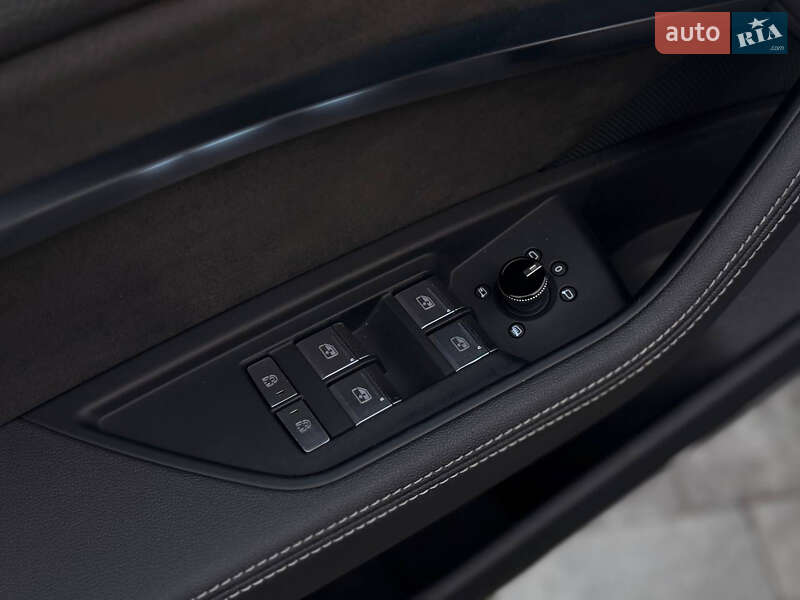 Внедорожник / Кроссовер Audi e-tron 2020 в Мукачево