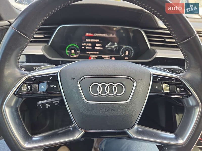 Внедорожник / Кроссовер Audi e-tron 2019 в Харькове