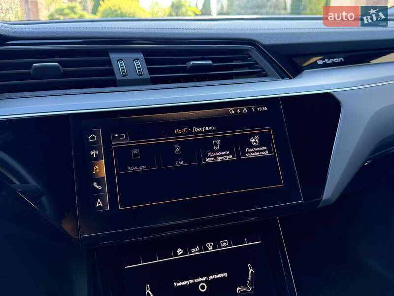 Позашляховик / Кросовер Audi e-tron 2019 в Тернополі